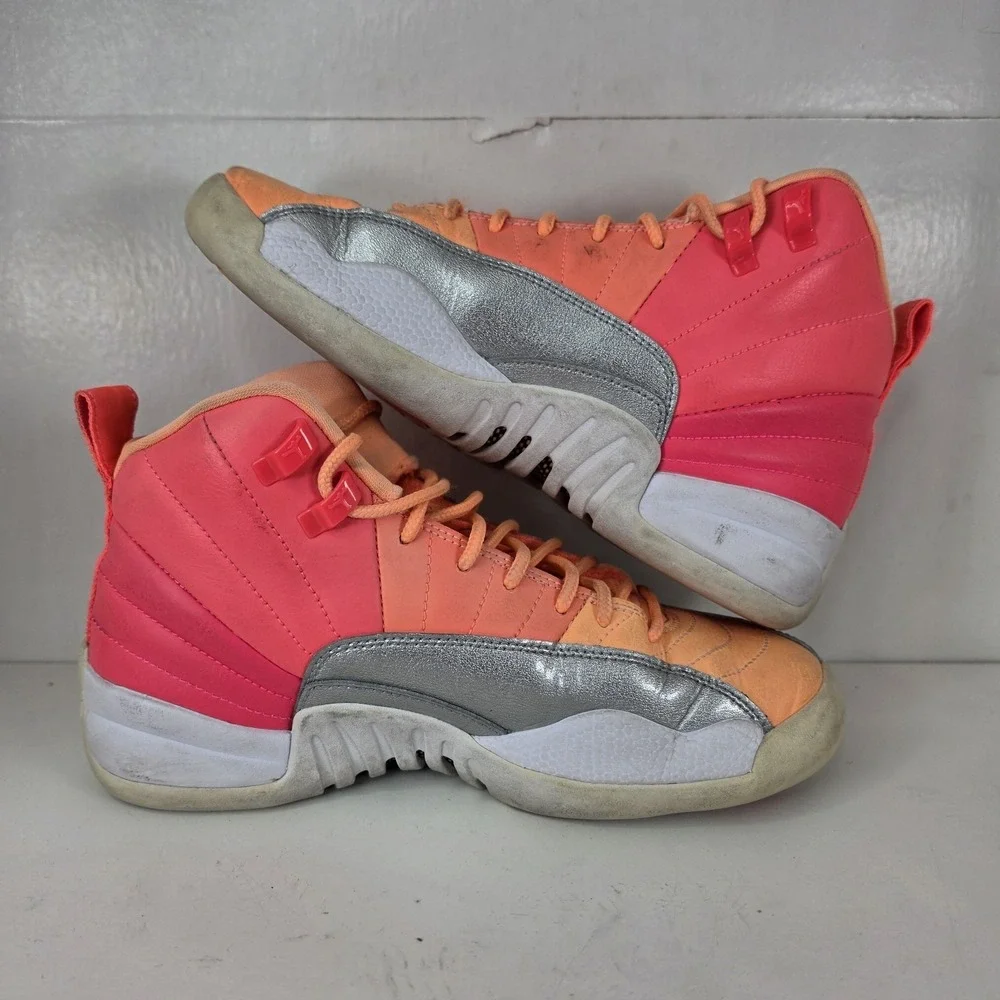 Jordan 12 Retro GS Sunrise Hot Punch Pink Orange‎ 510815-601 Size 6Y Women 7.5